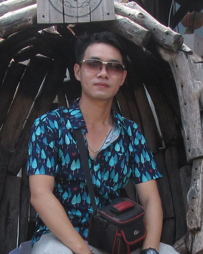 Huy Ngo, full-stack developer